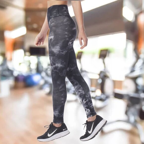 GLYDER Sultry High-Rise Yoga Leggings Full Length Workout Pants Black Tie Dye XS - Picture 3 of 6